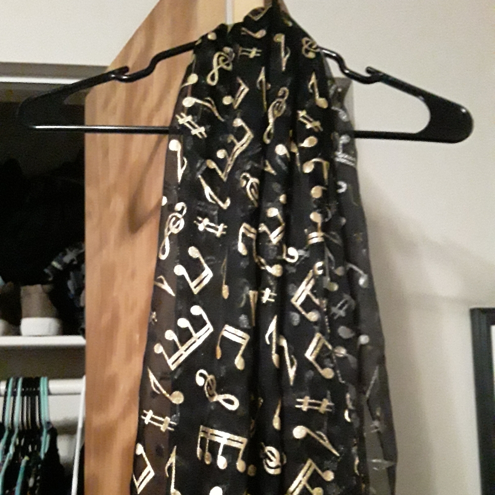 Music Note Scarf